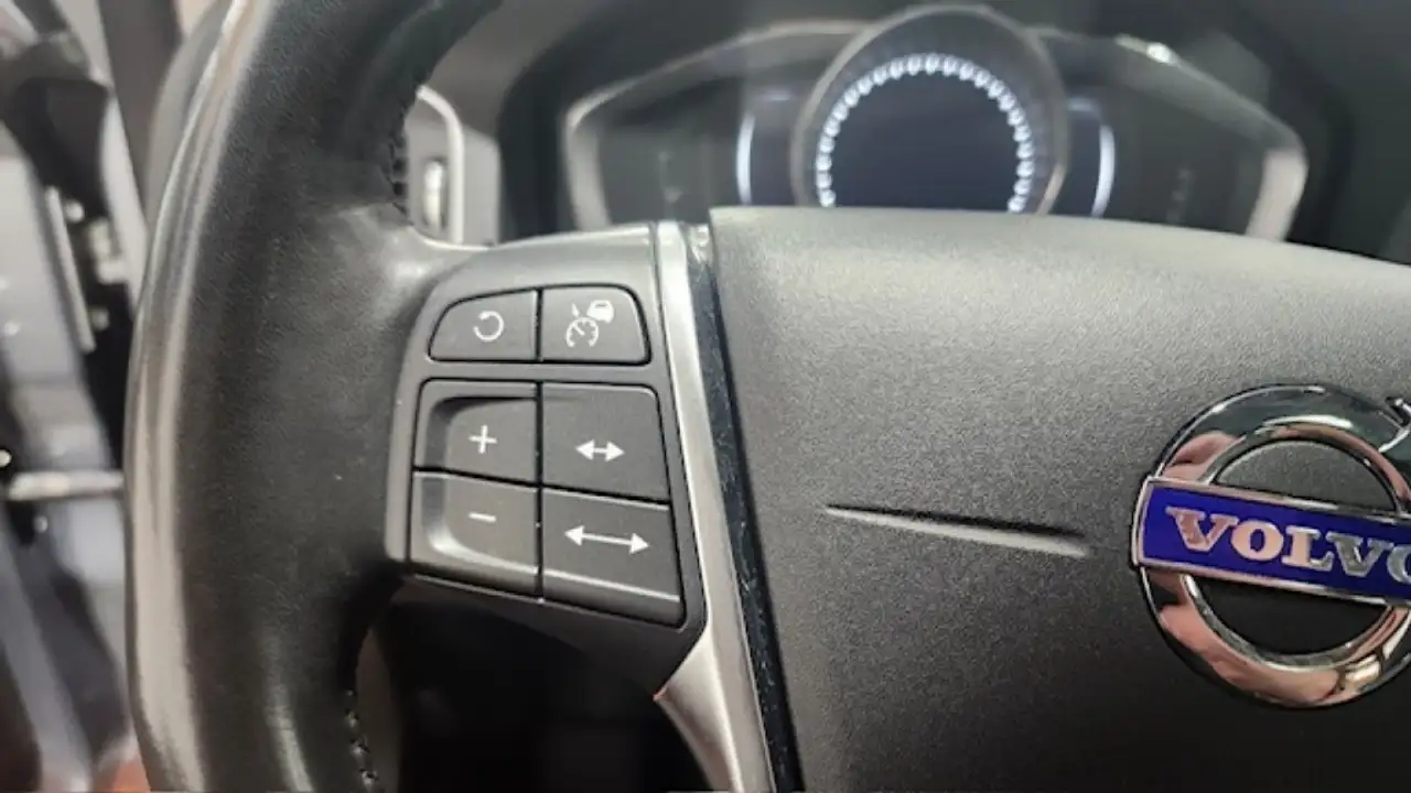 Volvo S60 снимка Volvo S60