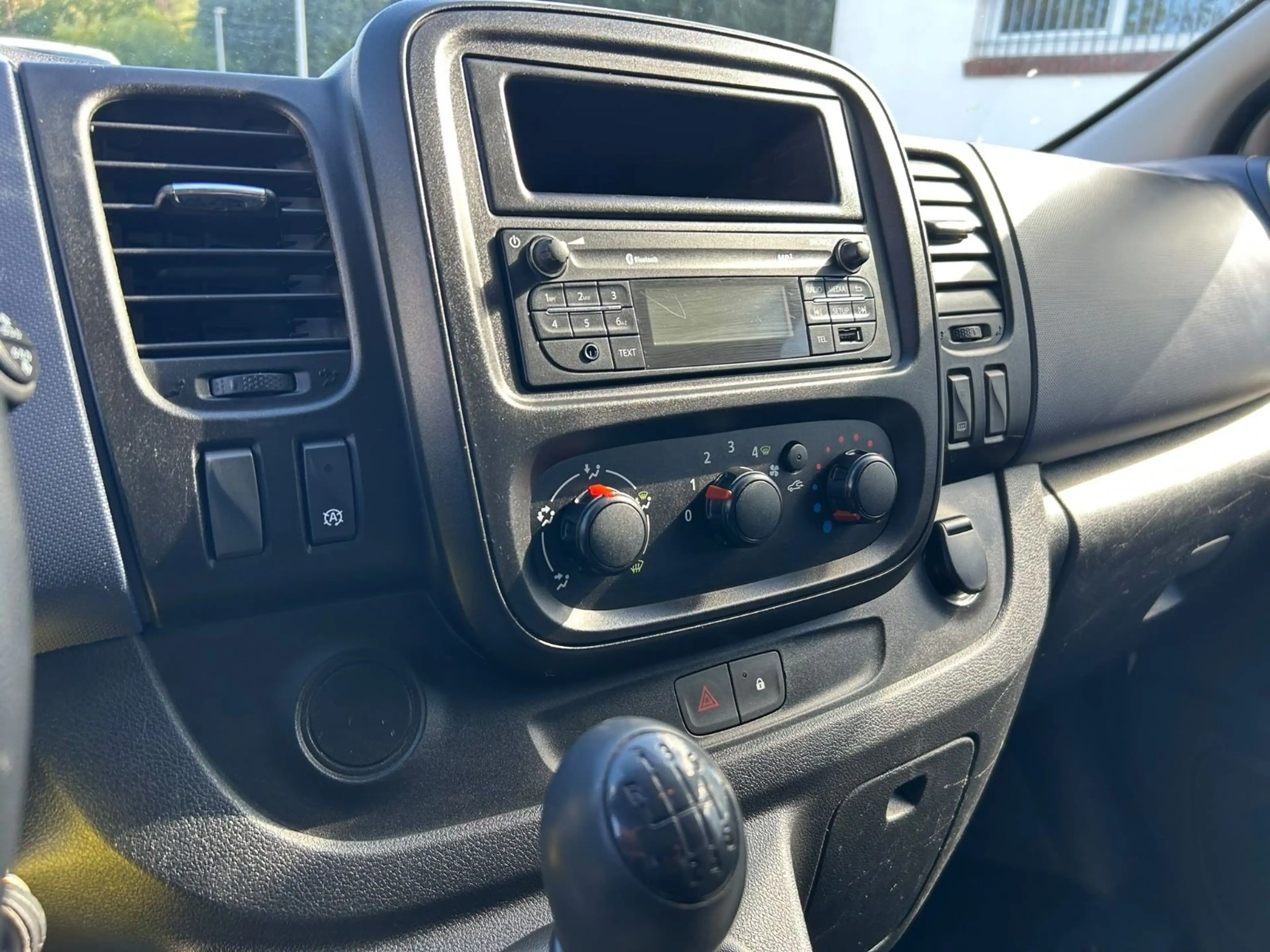 Opel Vivaro B Kasten/Kombi Kasten L2H1 2,9t — photo 12