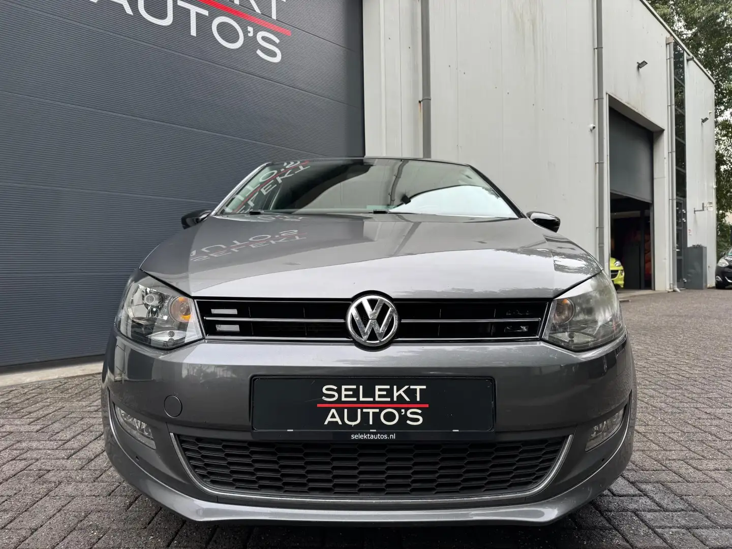 Volkswagen Polo 1.2 TSI Match 90 Pk Pano/Airco/Cruise/Car Play/Blu Grijs - 2