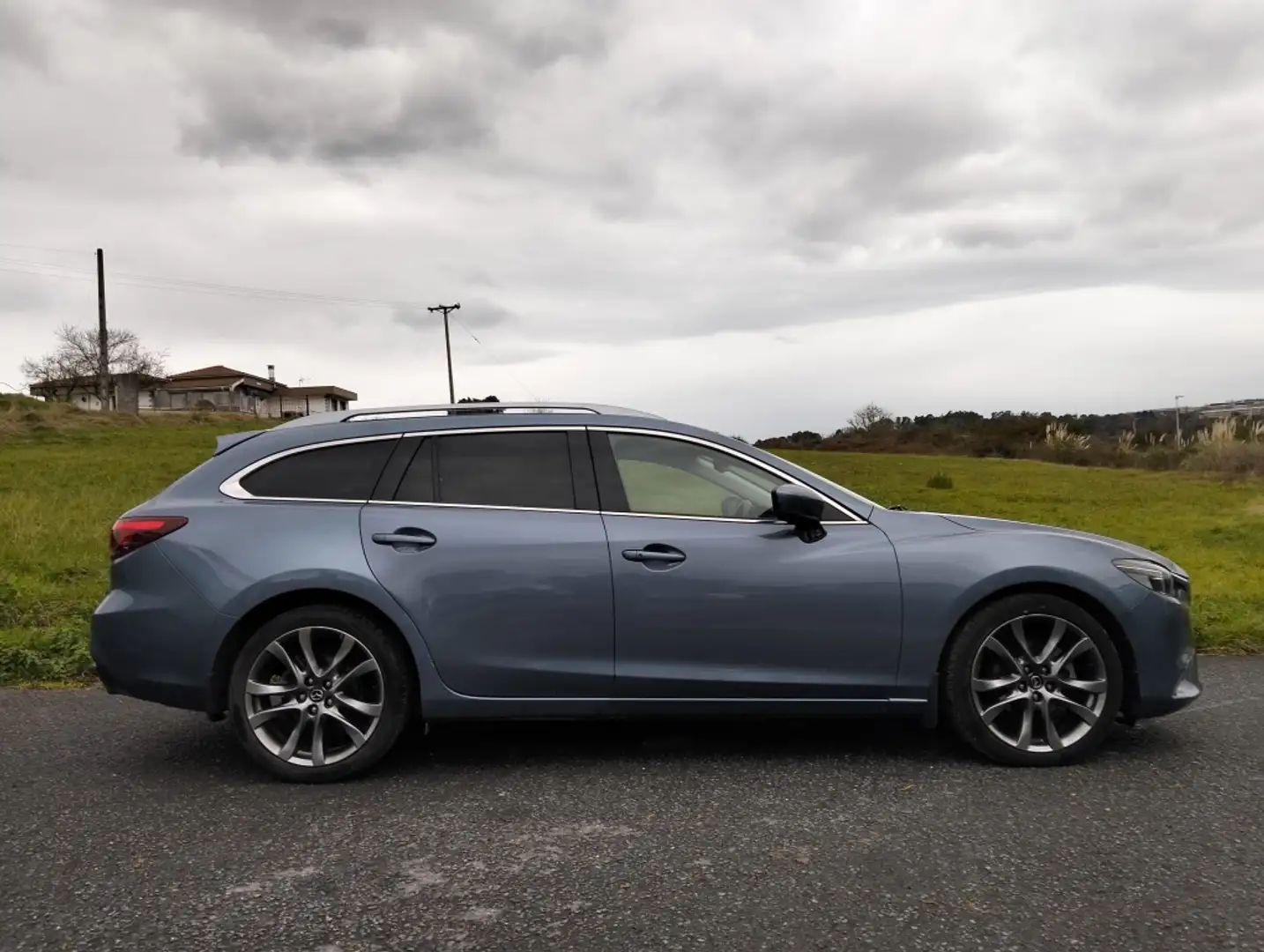 Mazda 6 2.2 Skyactiv-D Evolution Aut. 110kW Gris - 2