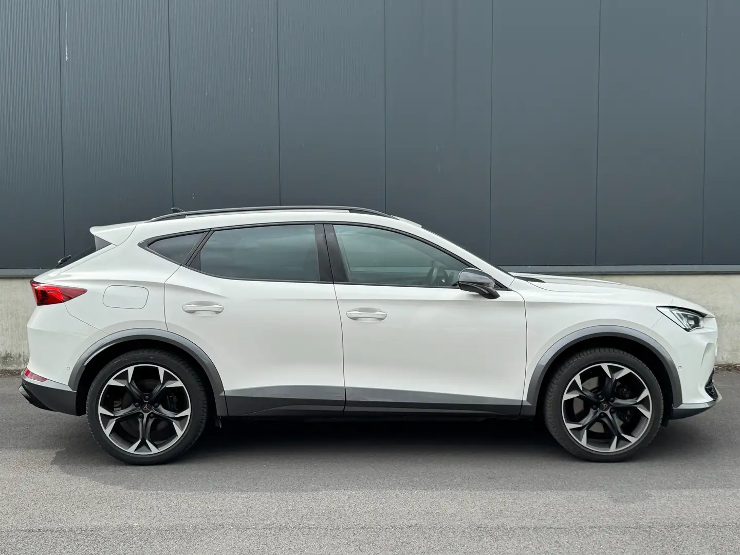 CUPRA Formentor VZ 1.4 e-Hybrid DSG (245pk) | Navi | Cam | Trekh. Wit - 2