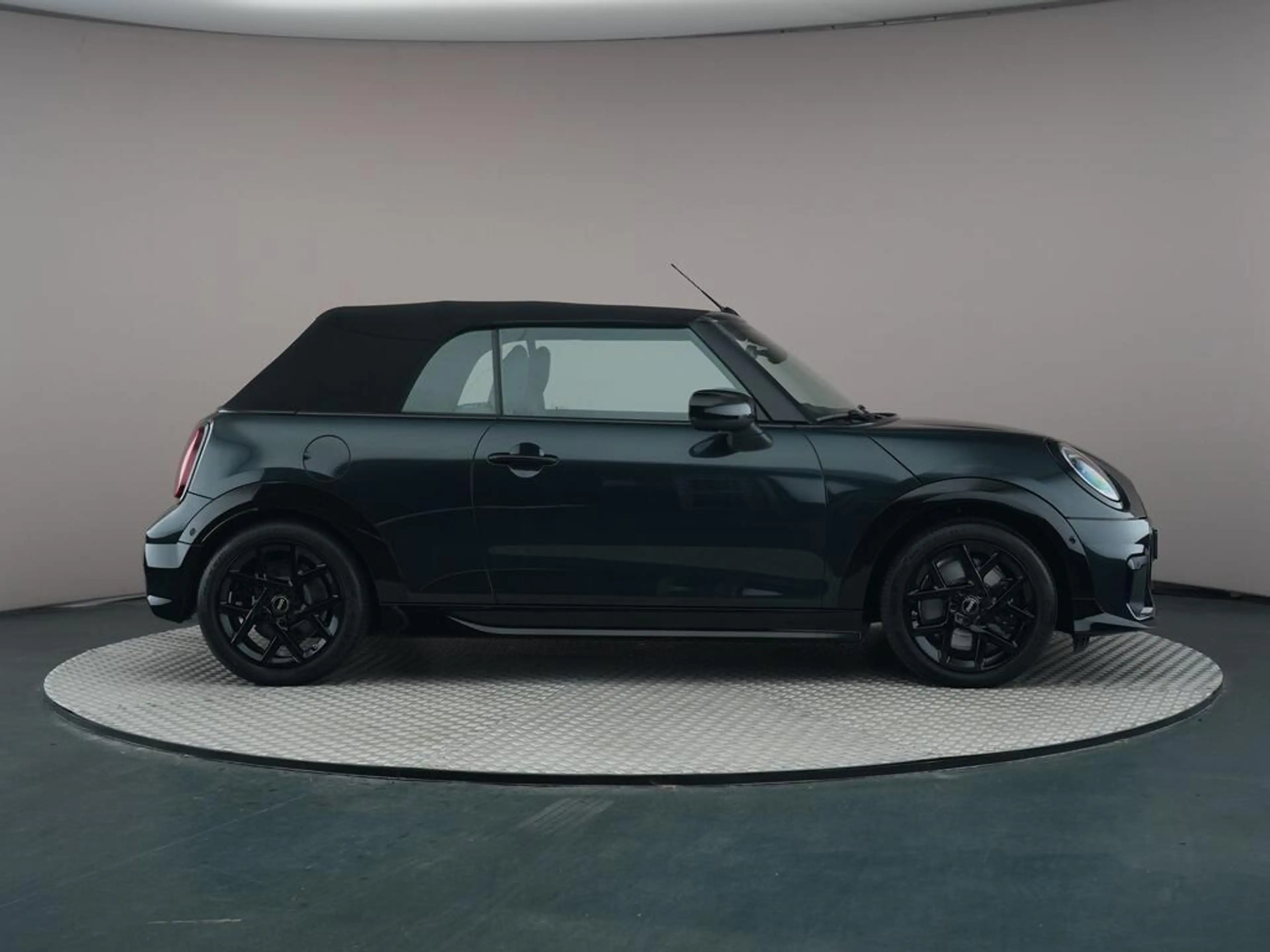 MINI Cooper C Cabrio 2.0 John Cooper Works M — photo 7