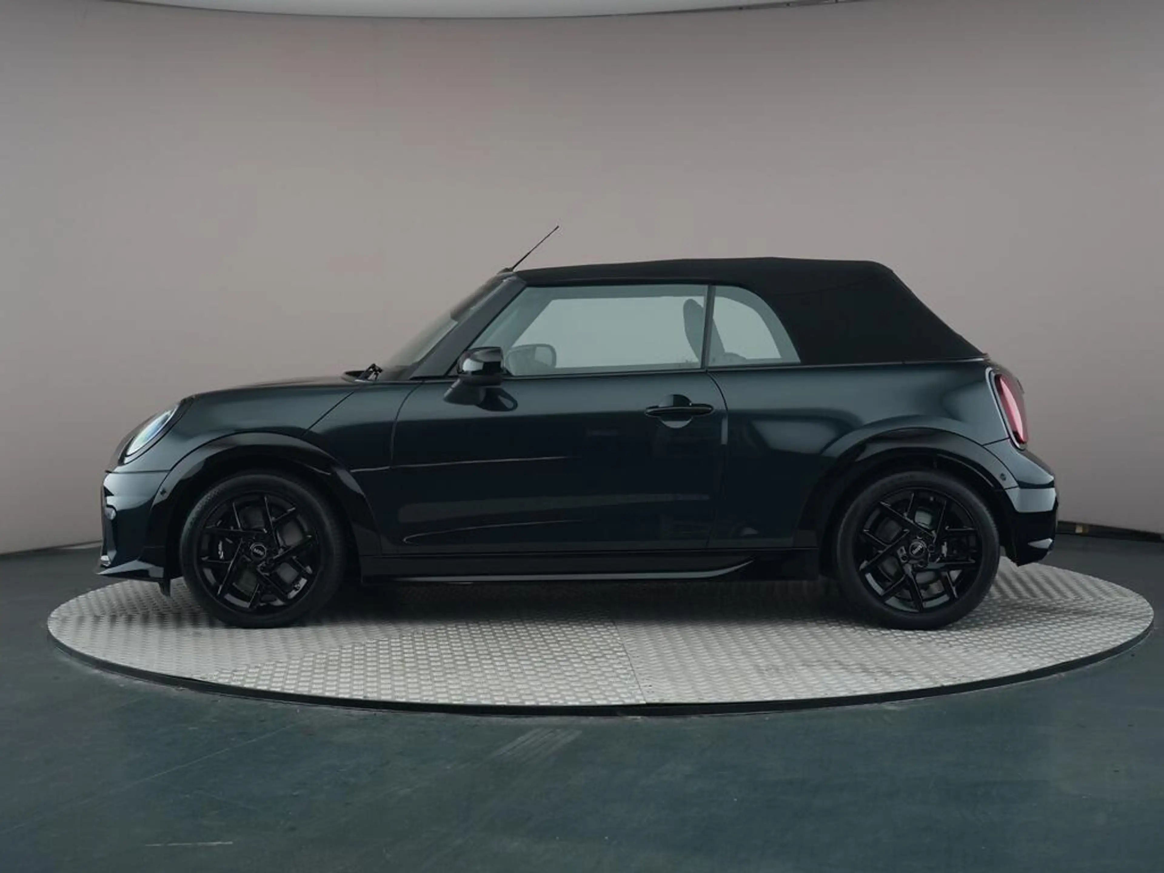 MINI Cooper C Cabrio 2.0 John Cooper Works M — photo 8