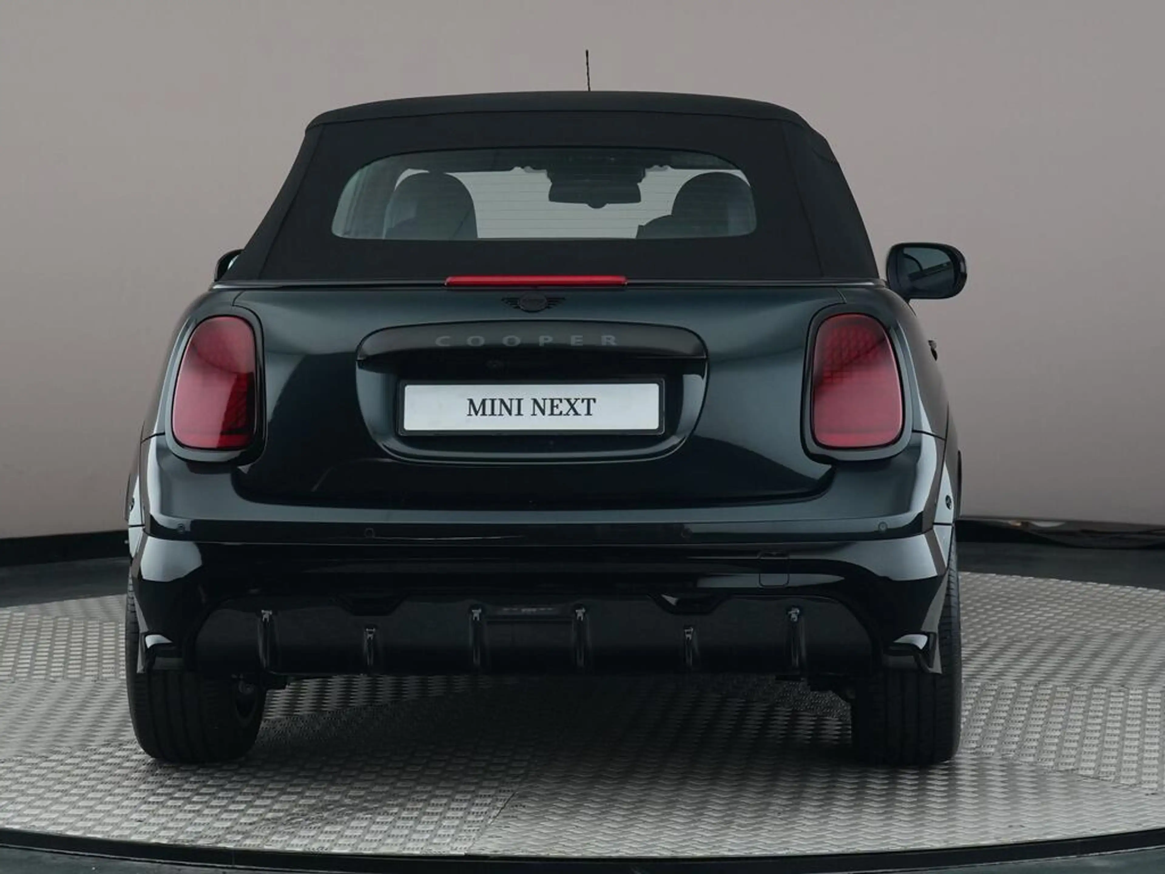 MINI Cooper C Cabrio 2.0 John Cooper Works M — photo 9