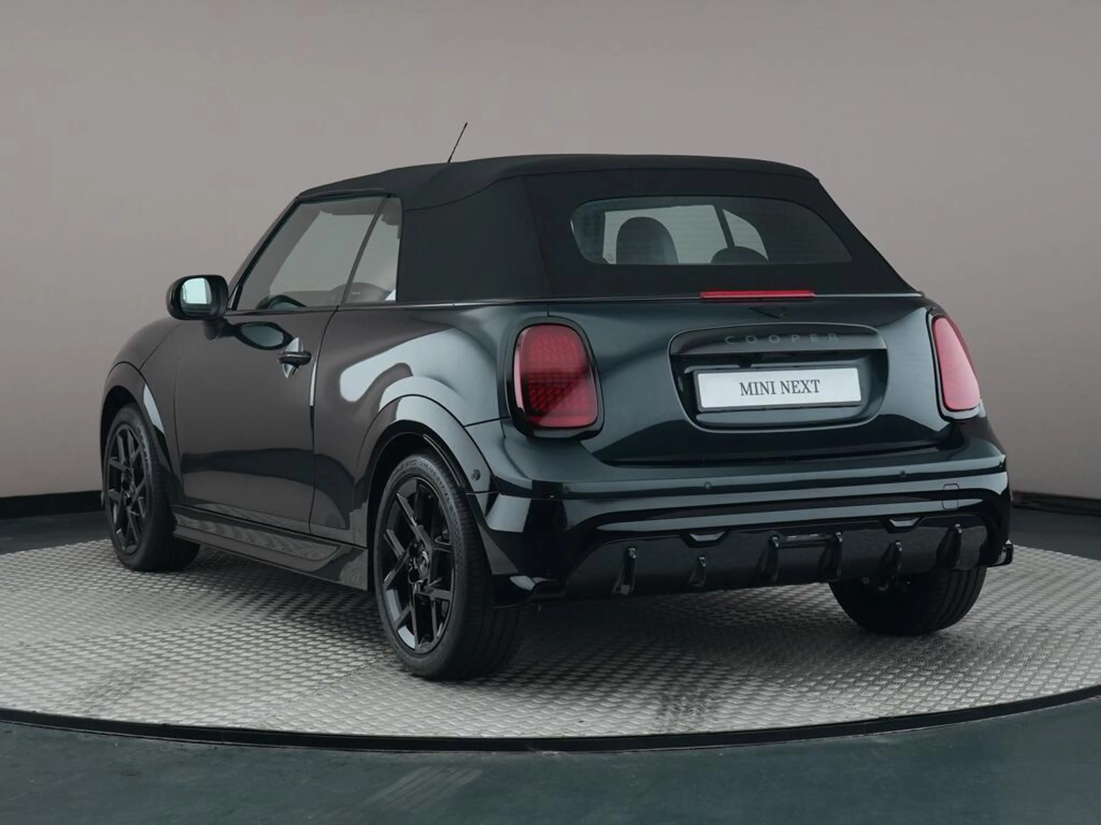 MINI Cooper C Cabrio 2.0 John Cooper Works M — photo 10