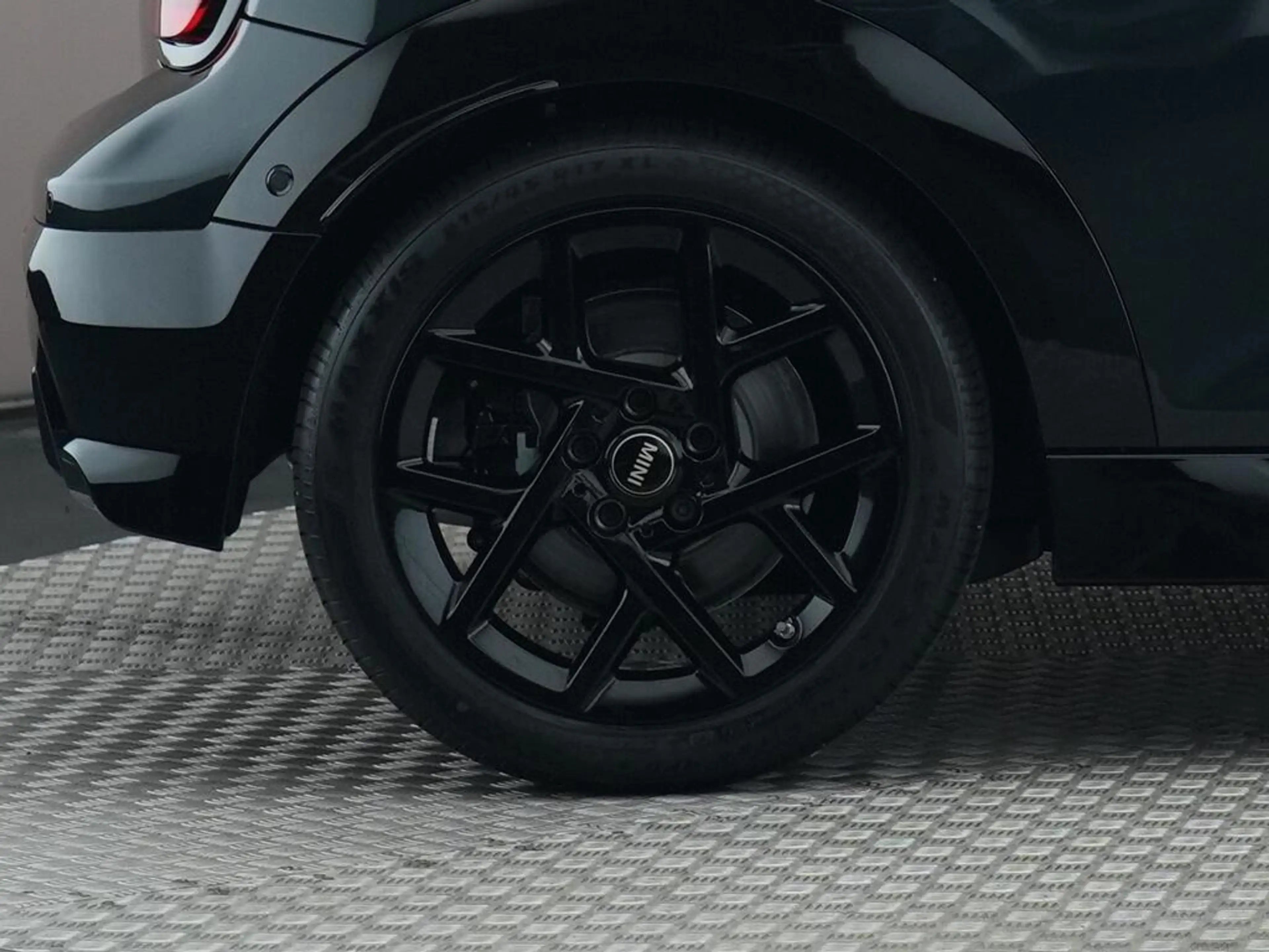 MINI Cooper C Cabrio 2.0 John Cooper Works M — photo 15