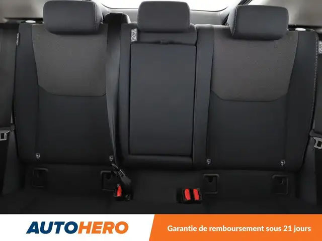 Toyota Prius view 15