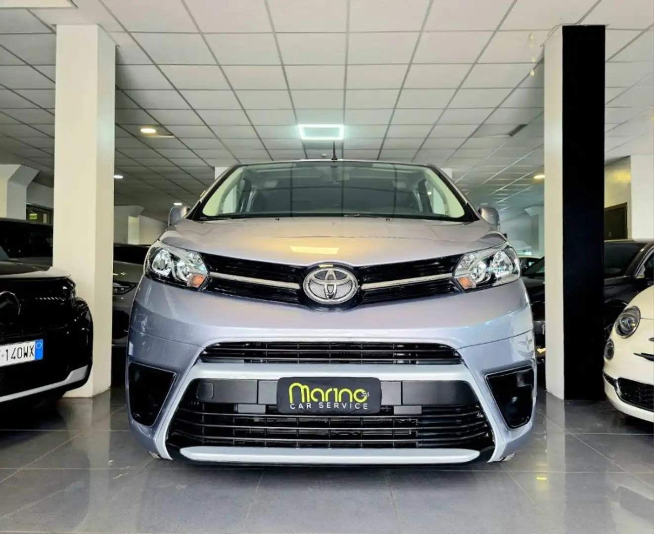 Toyota Proace LONG COMBI L3 H1 1.5 D 120Hp DYNAMIC Gris - 2