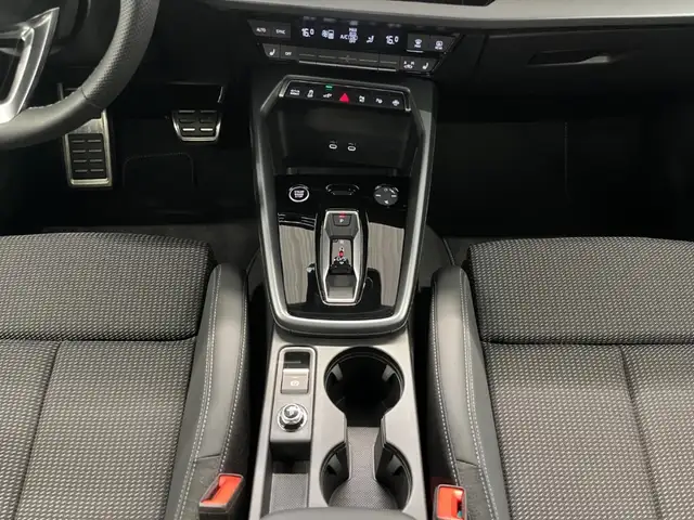 Audi A3 view 13