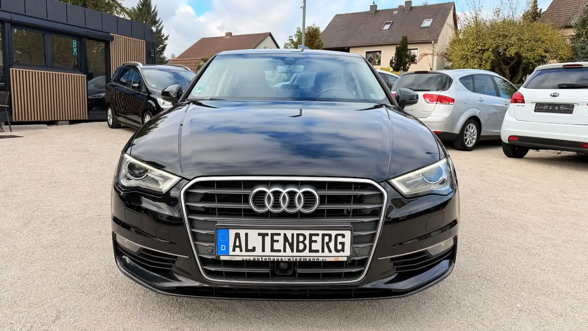 Audi A3 Limousine,Navi Schwarz - 2