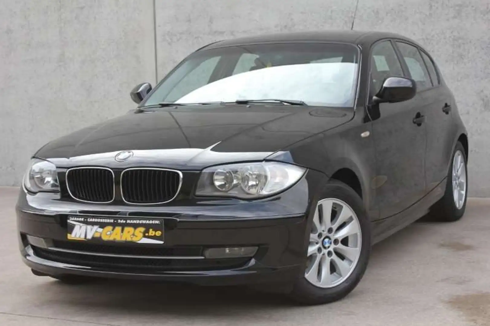 BMW 116 BMW 116i/5-deur/zwart Noir - 2