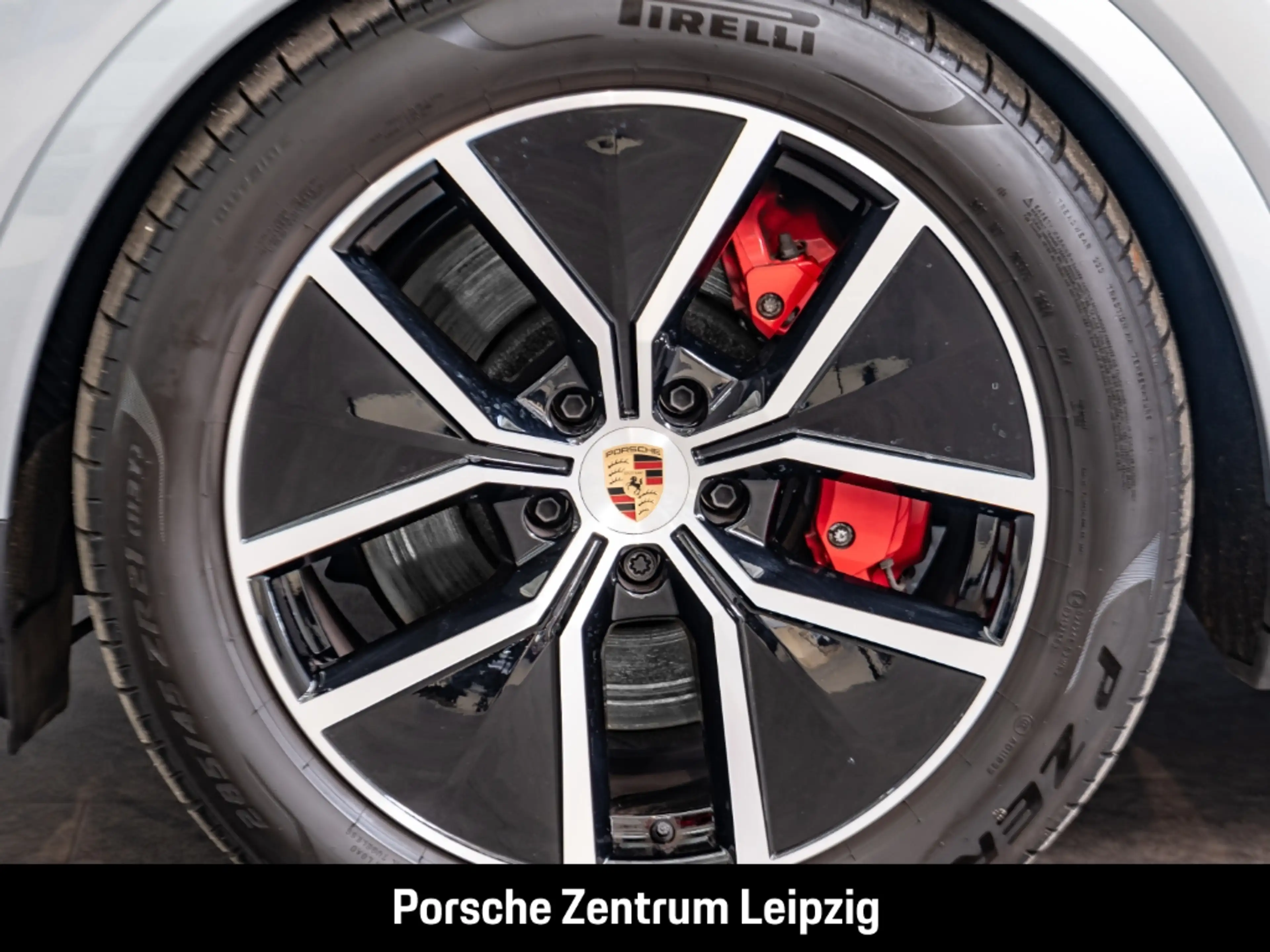 Porsche Cayenne S E-Hybrid Sportabgas Massage InnoDrive Head-Up — photo 10