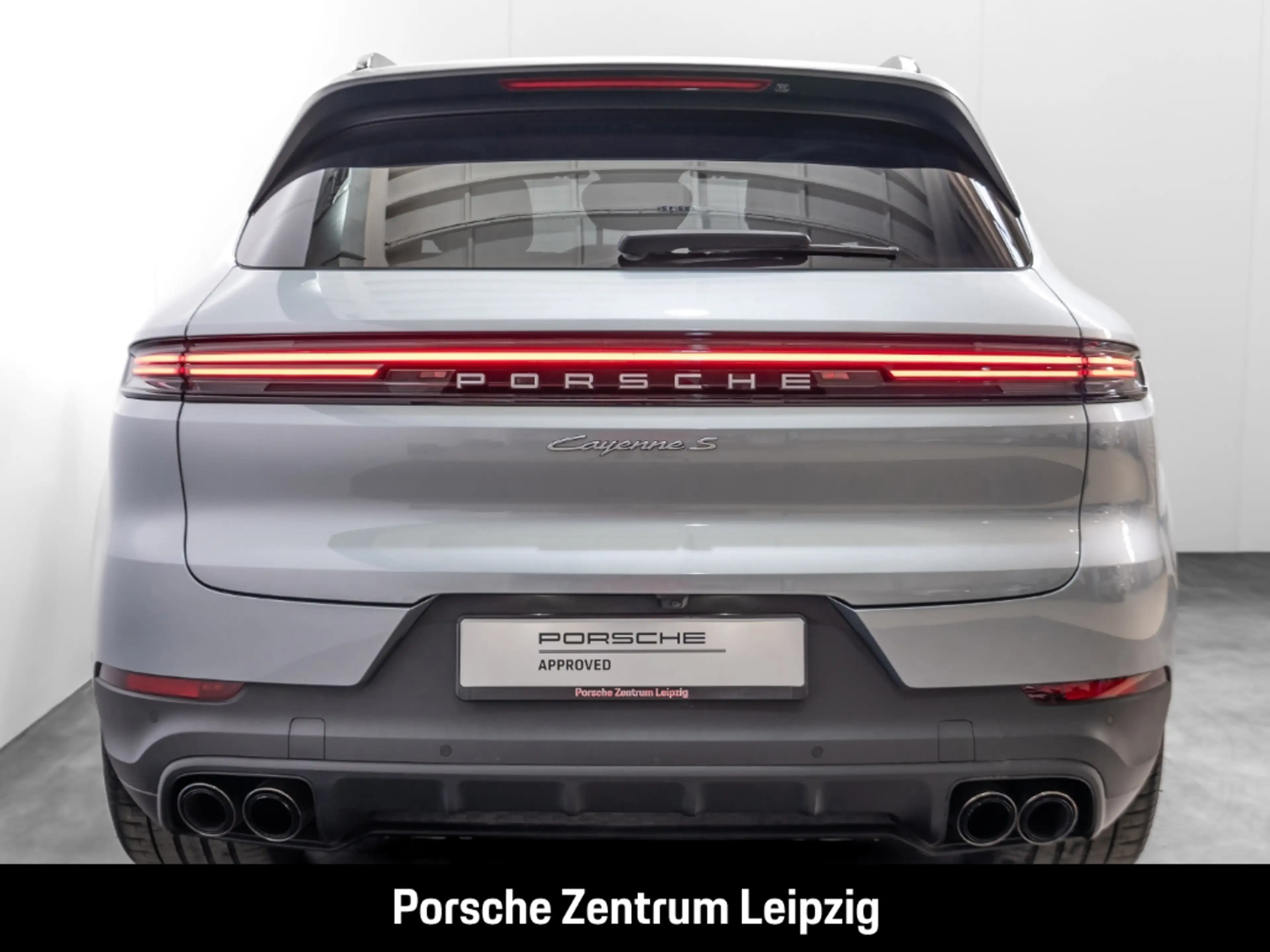Porsche Cayenne S E-Hybrid Sportabgas Massage InnoDrive Head-Up — photo 5