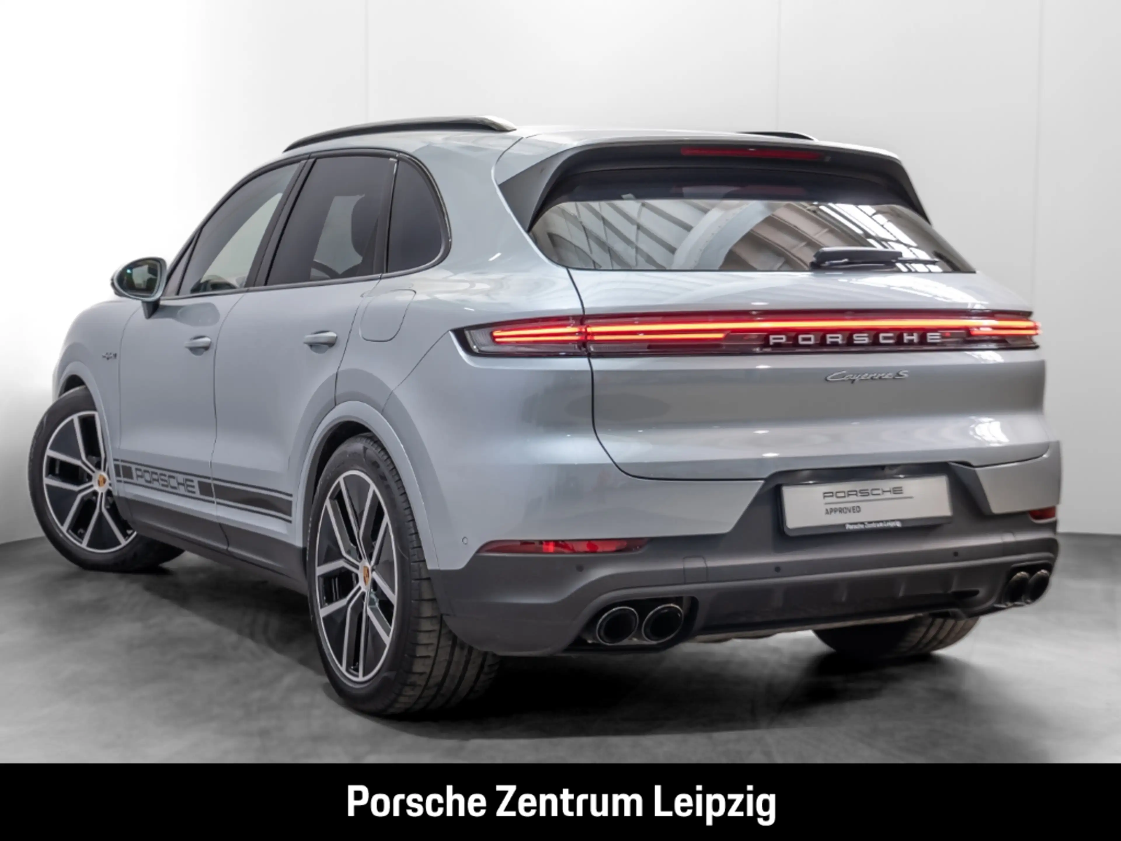 Porsche Cayenne S E-Hybrid Sportabgas Massage InnoDrive Head-Up — photo 3