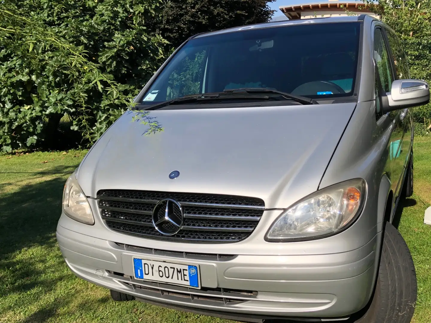 Mercedes-Benz Viano 2.2 cdi Trend 4Matic L auto Srebrny - 1