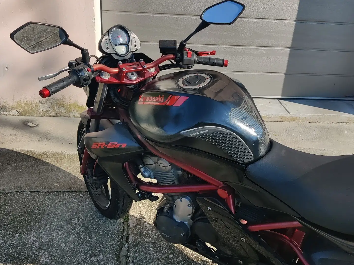 Kawasaki ER - 6 N Negro - 2