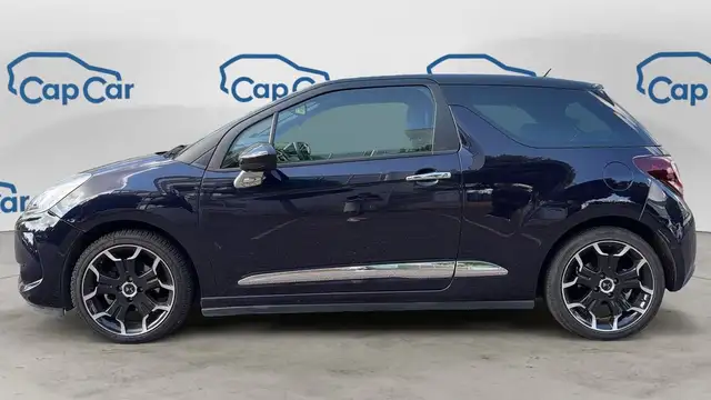 DS Automobiles DS 3 view 2