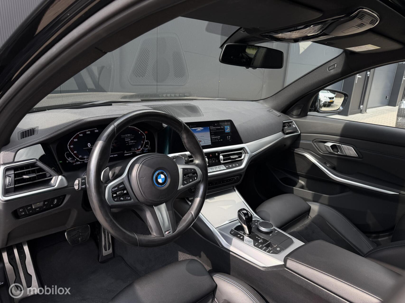 BMW 330 3-serie Touring 330e Touring xDrive M-pakket/Laser — photo 5