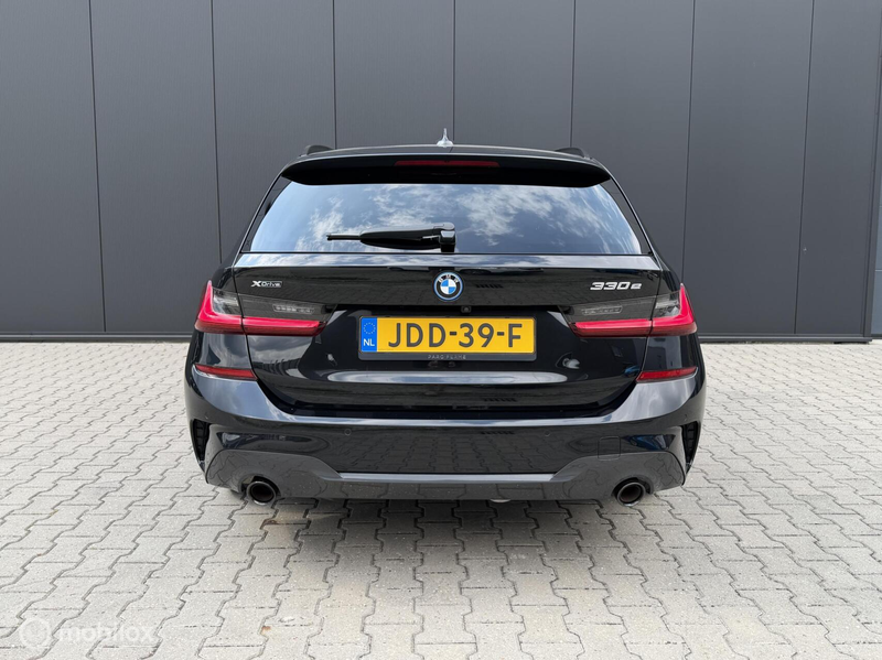 BMW 330 3-serie Touring 330e Touring xDrive M-pakket/Laser — photo 13