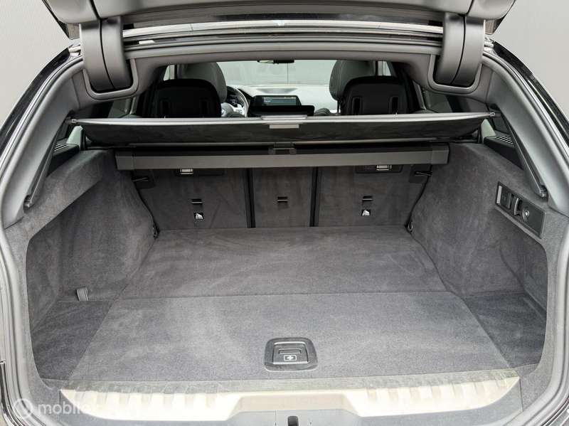 BMW 330 3-serie Touring 330e Touring xDrive M-pakket/Laser — photo 24