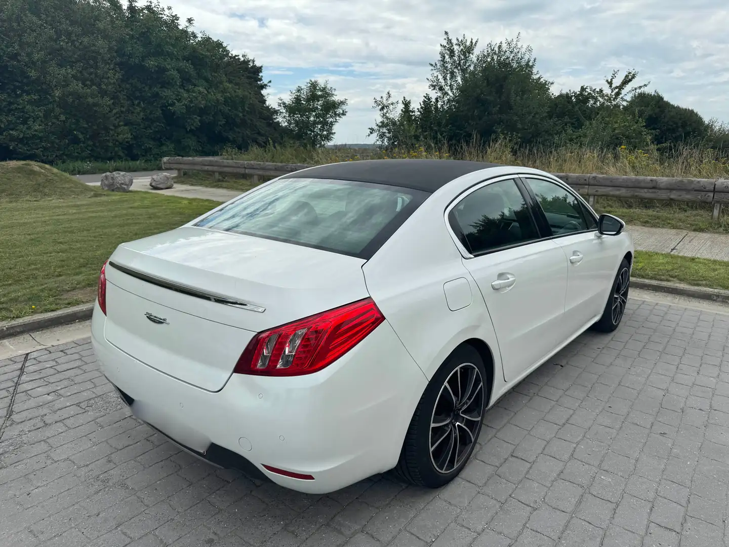 Peugeot 508 1.6 HDI Edition Sport Blanc - 1