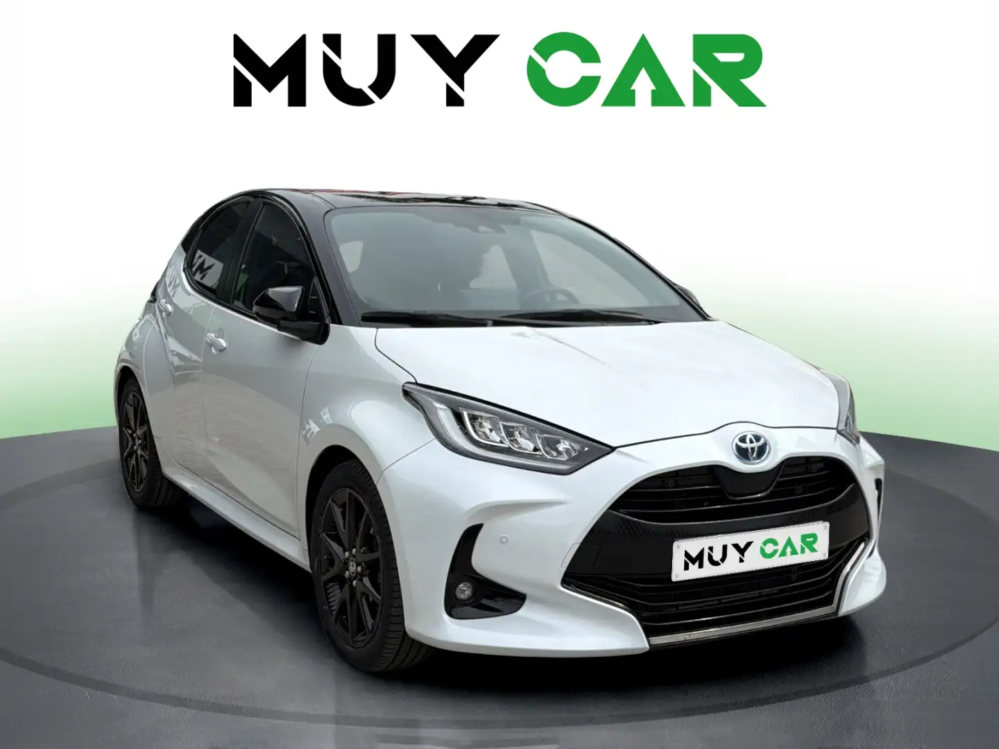 Toyota Yaris 120H 1.5 Style Weiß - 1