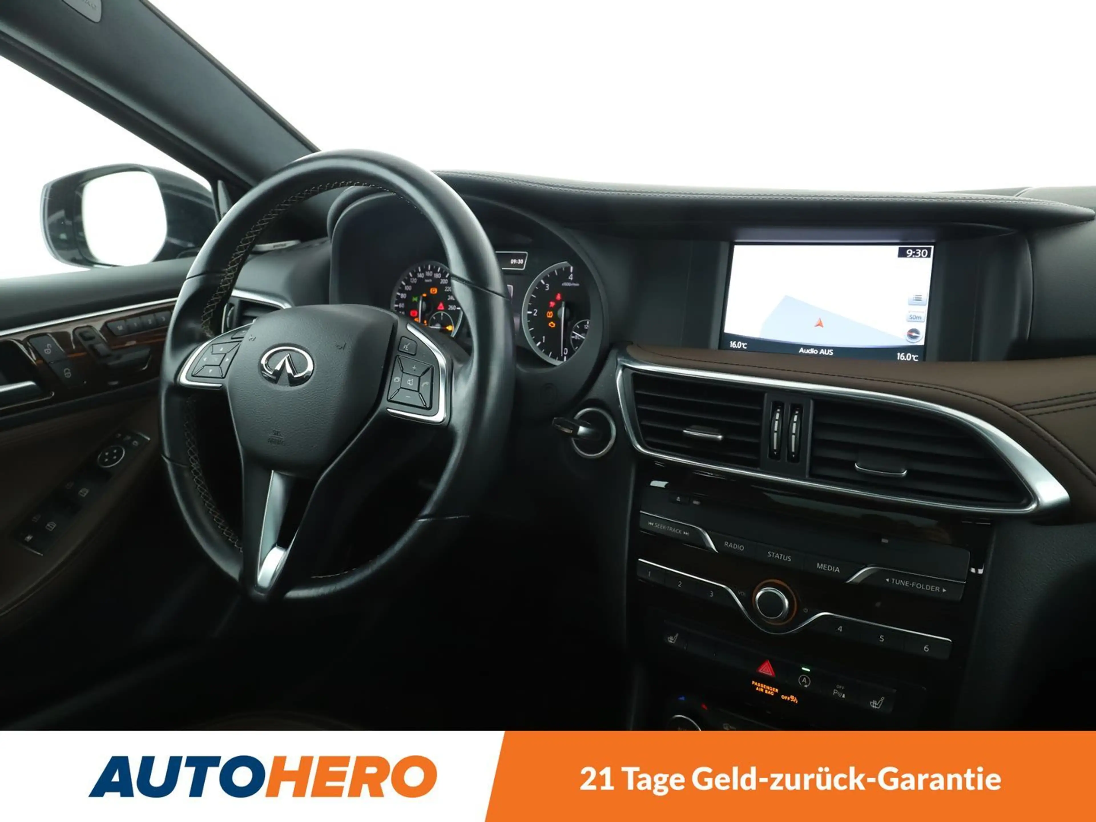 Infiniti QX30 2.2 Diesel Premium Tech Aut.*NAVI*LED*360°CAM* — photo 13