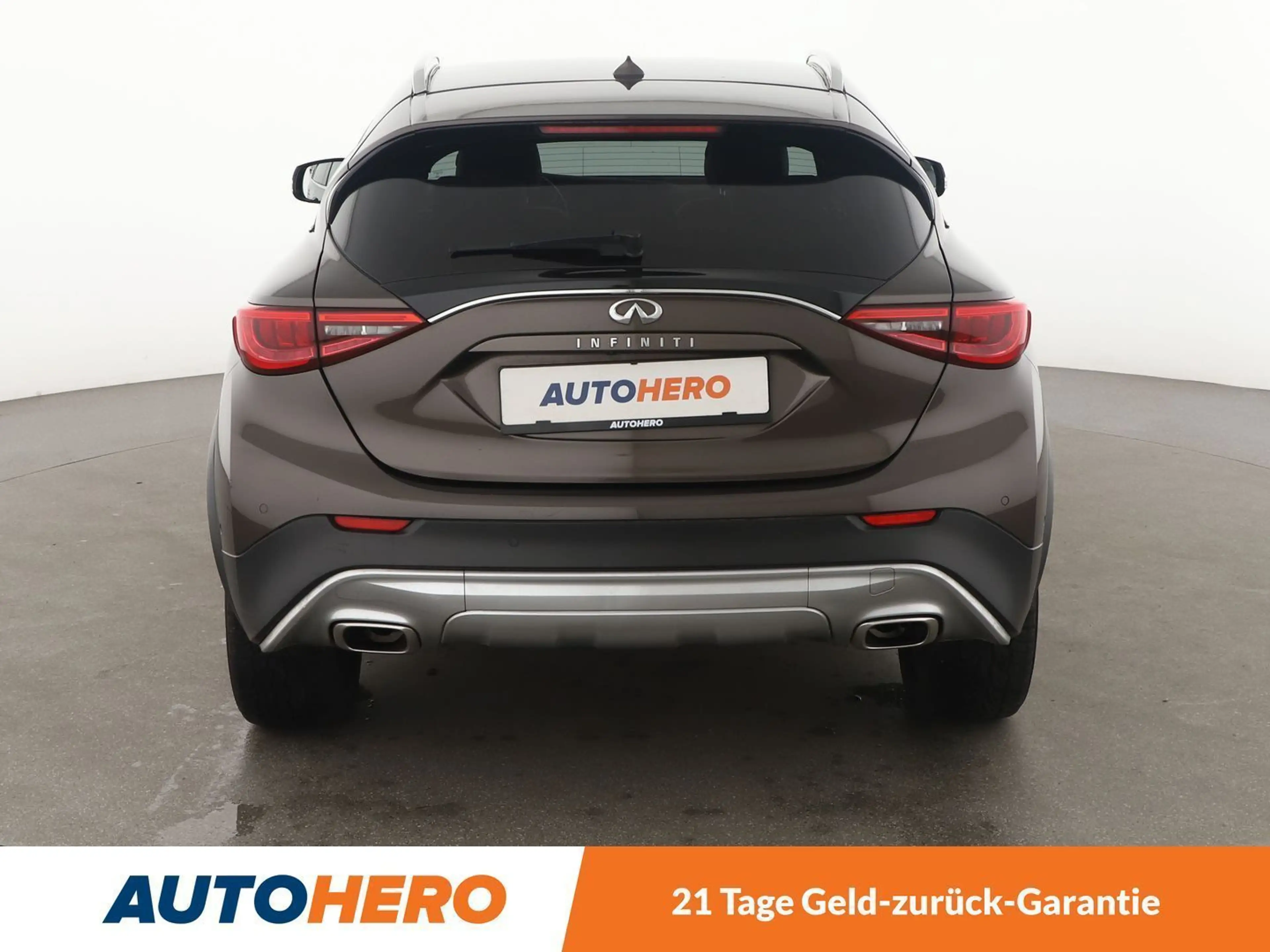 Infiniti QX30 2.2 Diesel Premium Tech Aut.*NAVI*LED*360°CAM* — photo 5