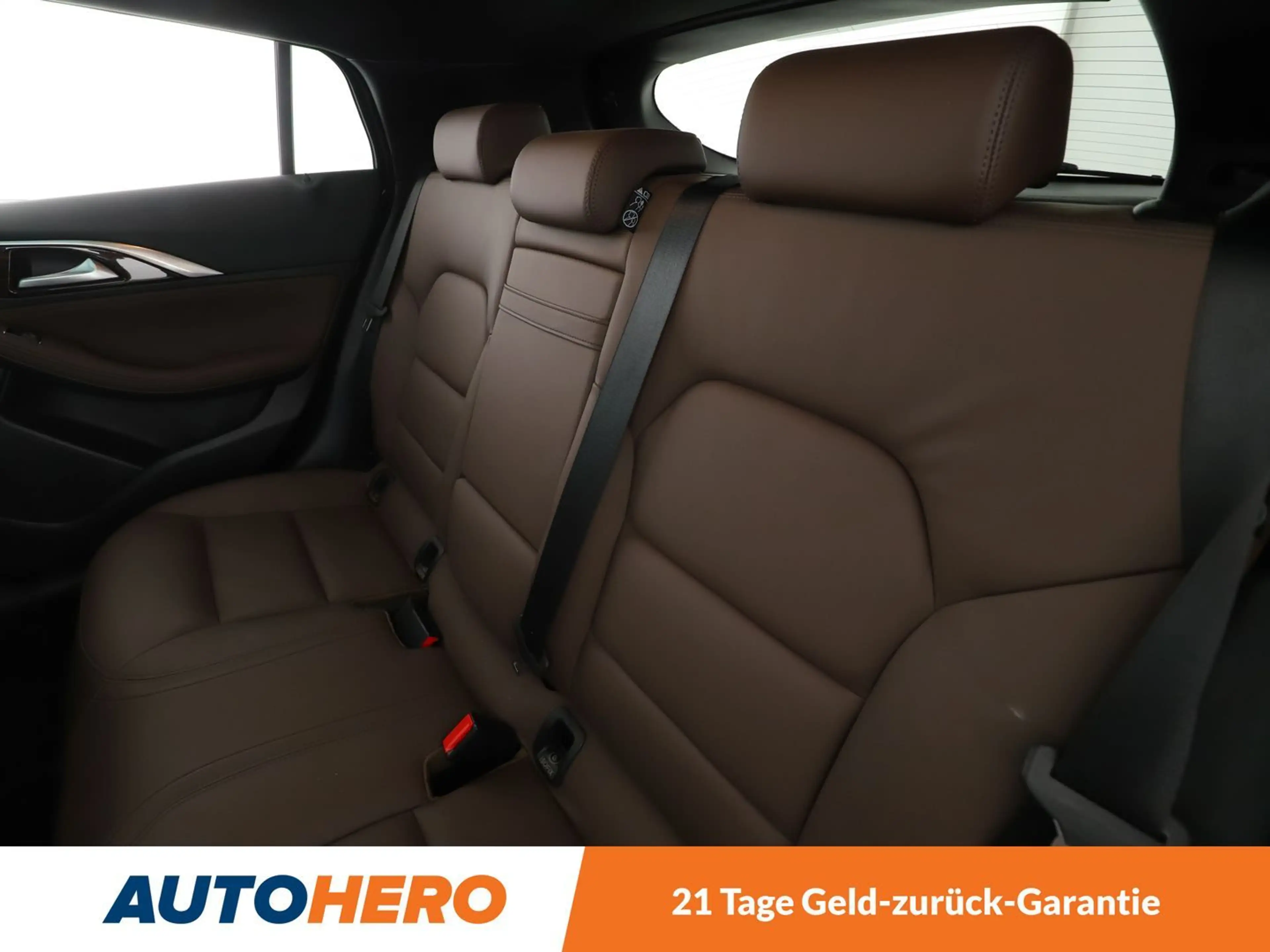 Infiniti QX30 2.2 Diesel Premium Tech Aut.*NAVI*LED*360°CAM* — photo 14