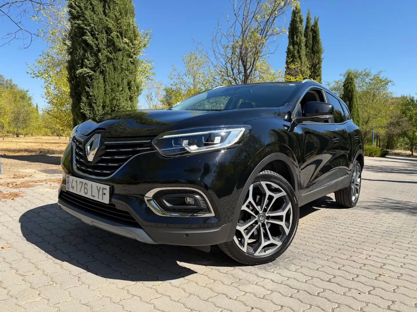 Renault Kadjar Techno GPF TCe 103kW (140CV) EDC Zwart - 1