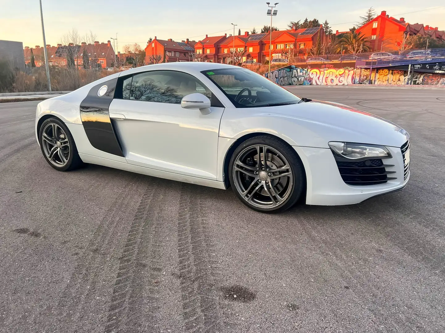 Audi R8 4.2 V8 Quattro Weiß - 1