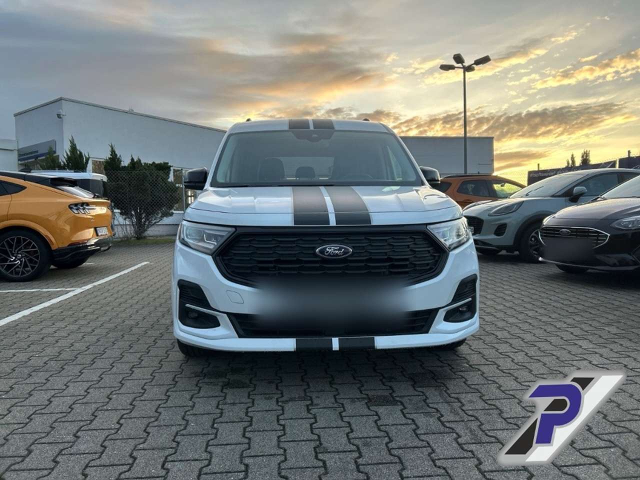 Ford-Tourneo Connect-Sport L1 18ZOLL+NAVI+WINTERPAKET+LED