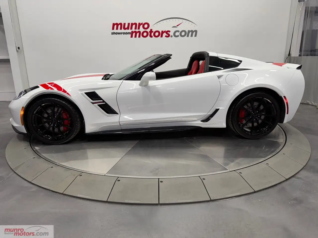 Chevrolet Corvette снимка Chevrolet Corvette