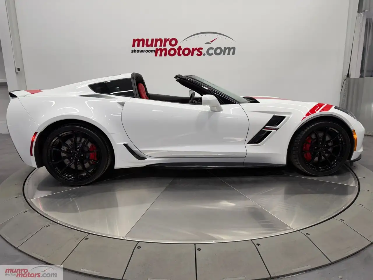Chevrolet Corvette снимка Chevrolet Corvette
