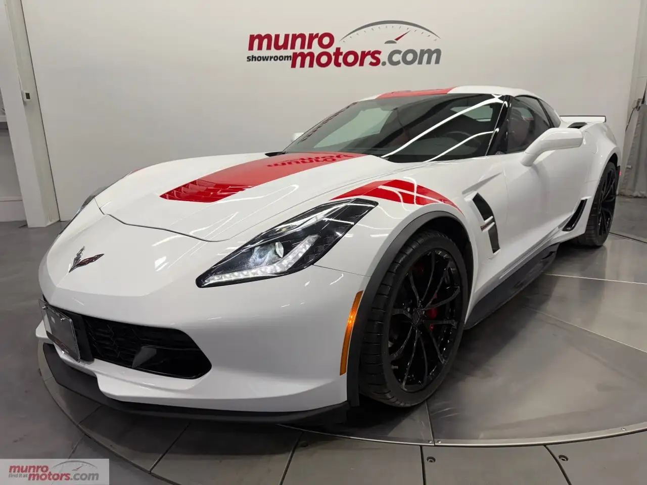 Chevrolet Corvette снимка Chevrolet Corvette