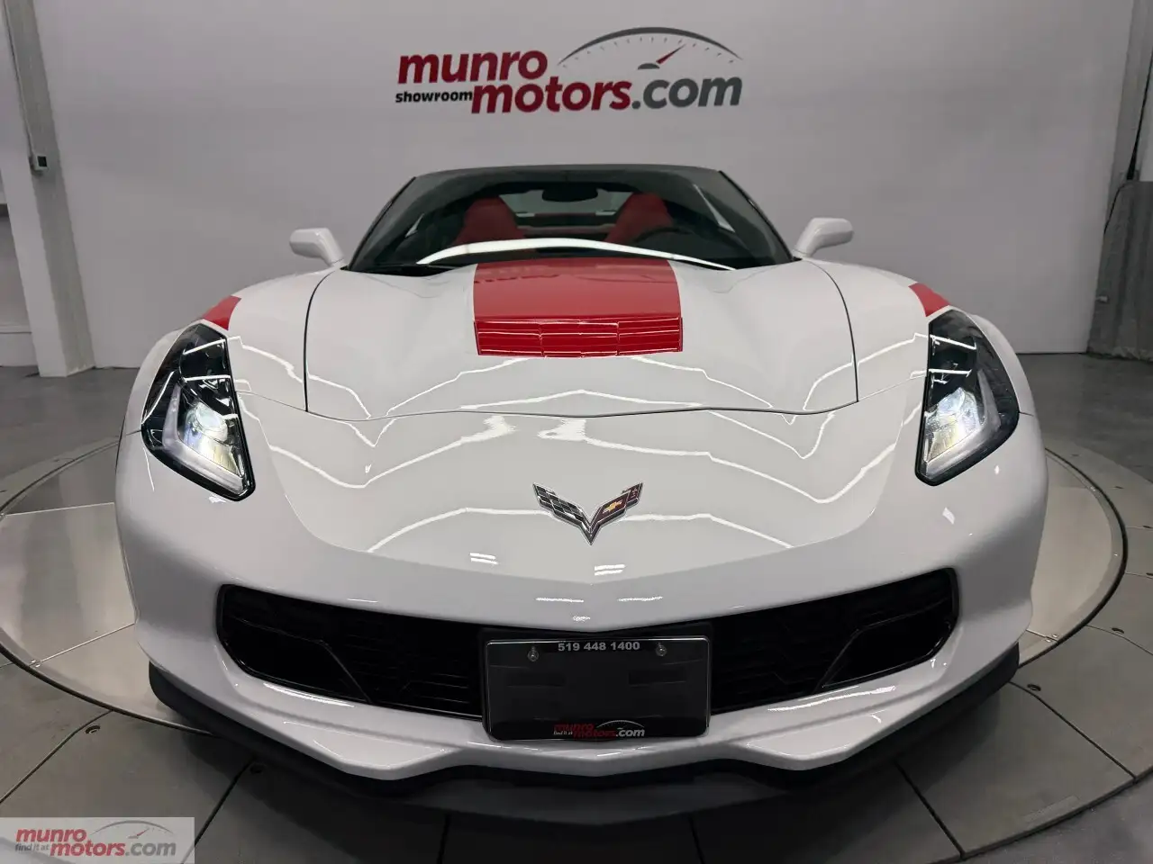 Chevrolet Corvette снимка Chevrolet Corvette