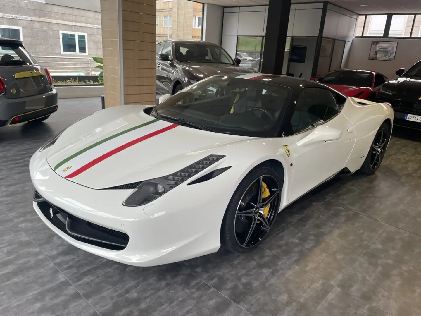 Ferrari 458 Italia Fehér - 1