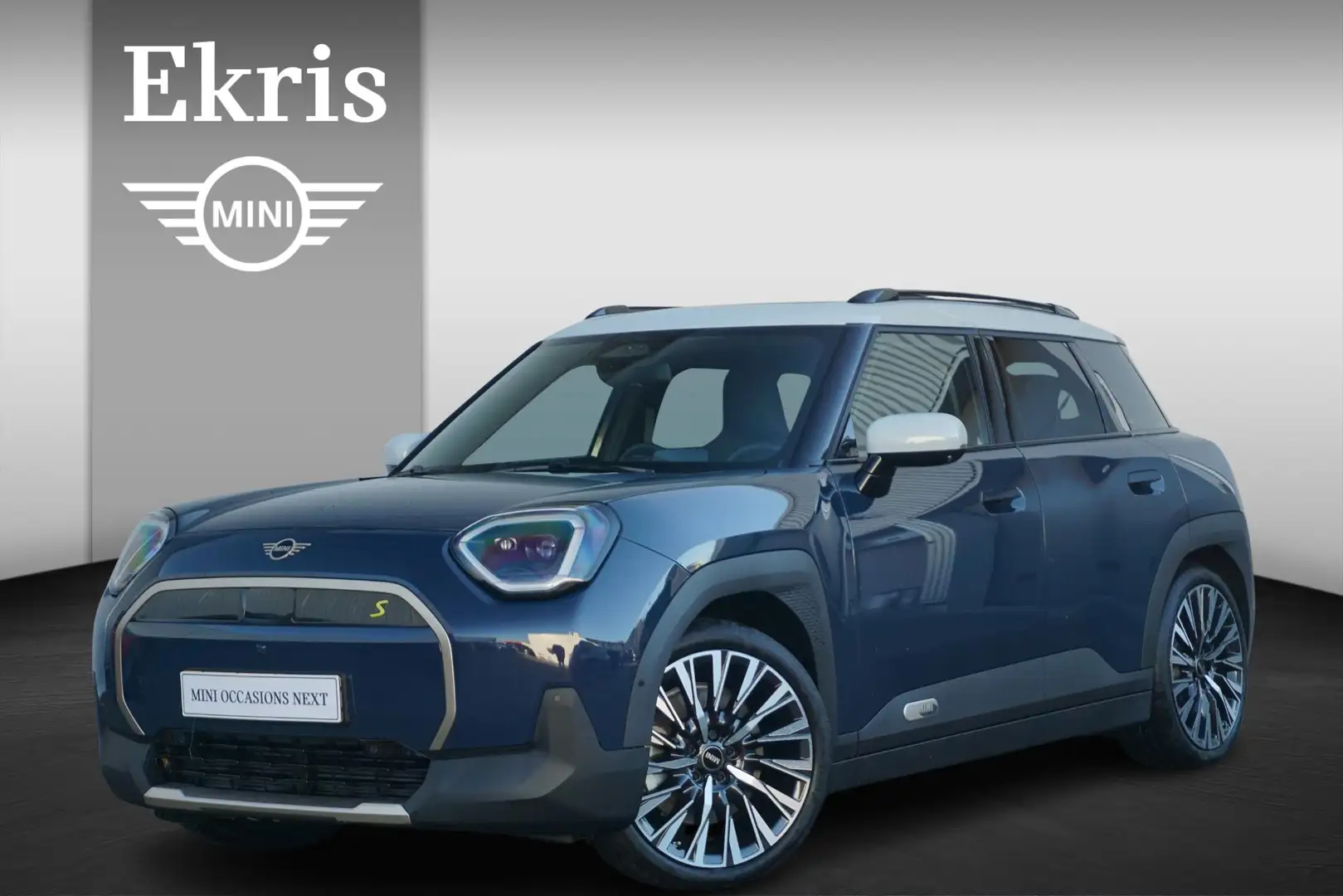 MINI Aceman SE / Favoured Uitvoering / Pakket XL / 19'' LM Vel Blauw - 1