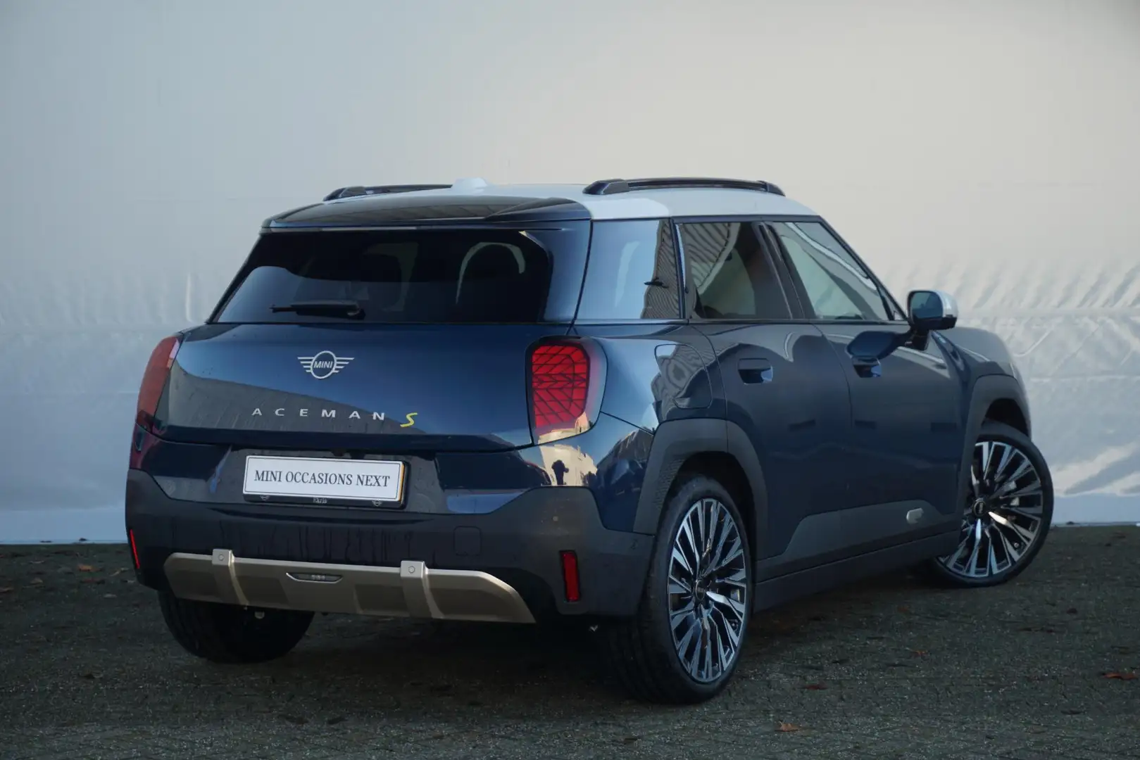 MINI Aceman SE / Favoured Uitvoering / Pakket XL / 19'' LM Vel Blauw - 2