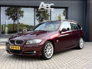 3-serie Touring 335xi Executive Individual ACC Pan