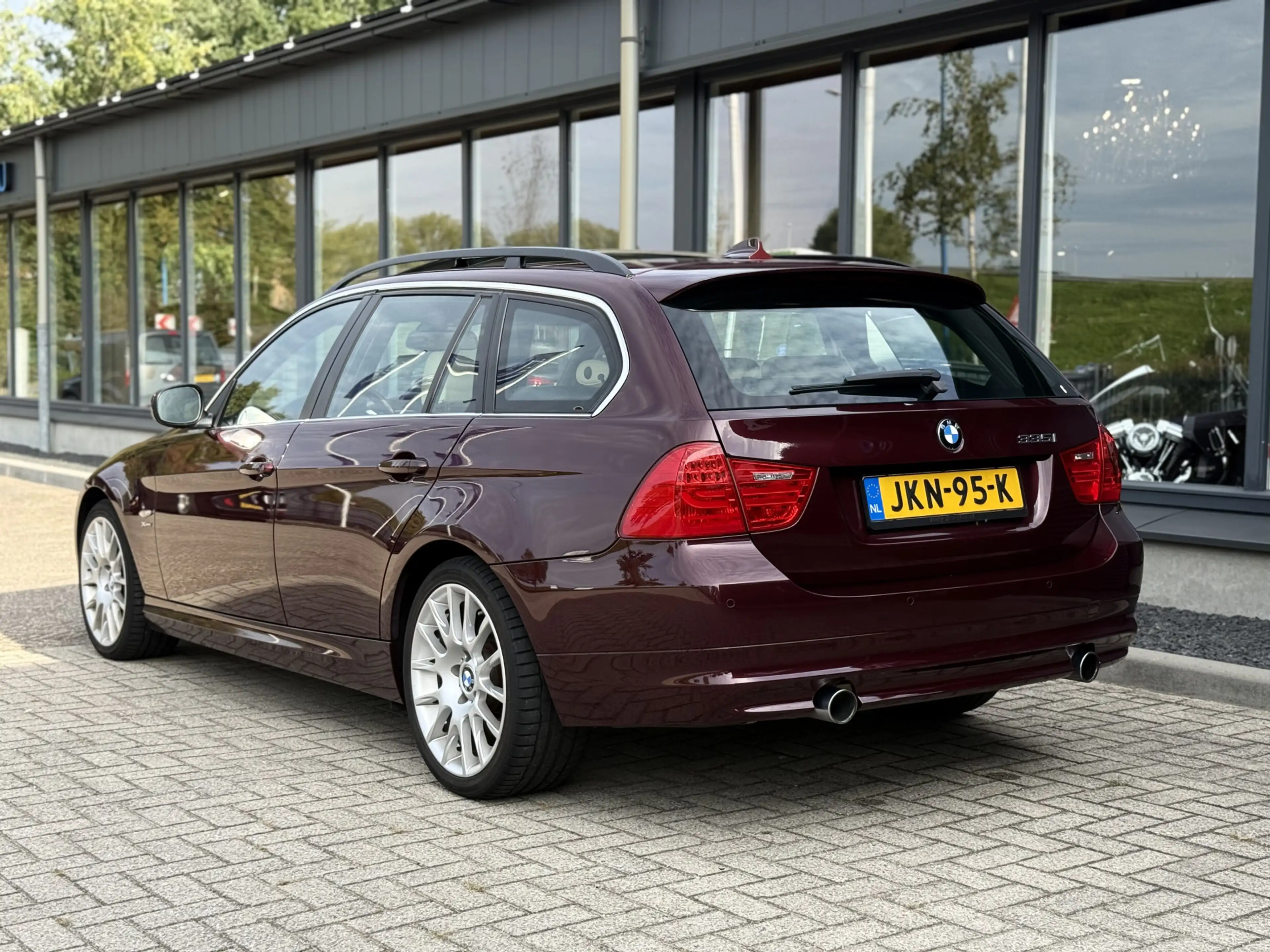 BMW 335 3-serie Touring 335xi Executive Individual ACC Pan — photo 3