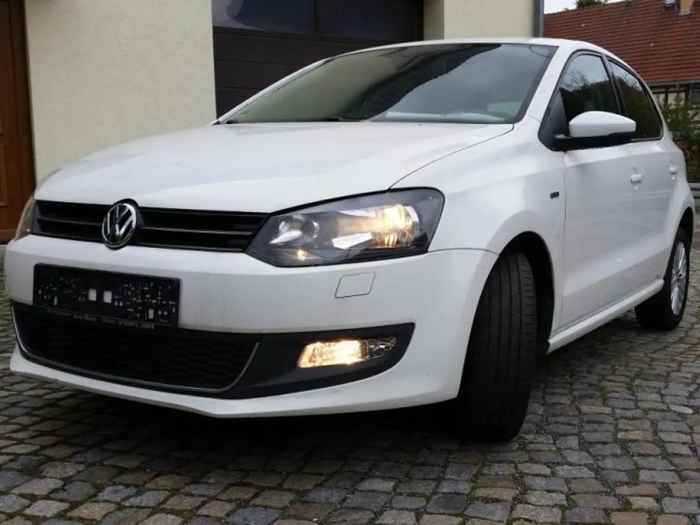 Volkswagen Polo Polo V 5-Türer 1.2 Life Weiß - 1