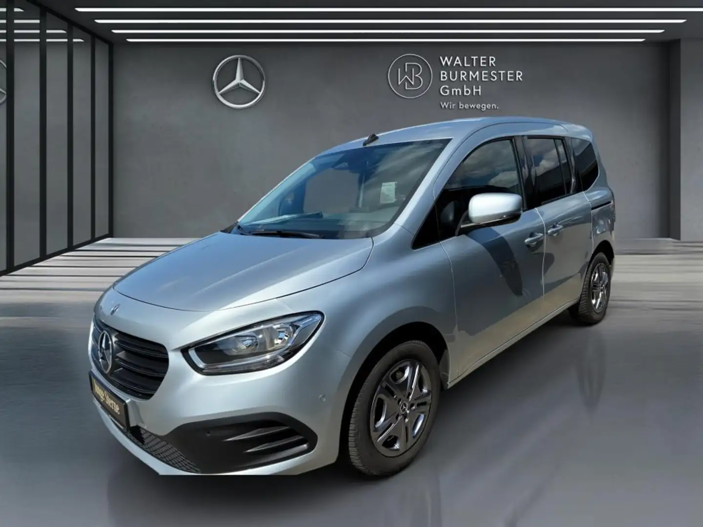 Mercedes-Benz T-Class T 180 d STYLE Standard +MBUX+KAMERA+AHK+NAVI+DAB Silber - 2