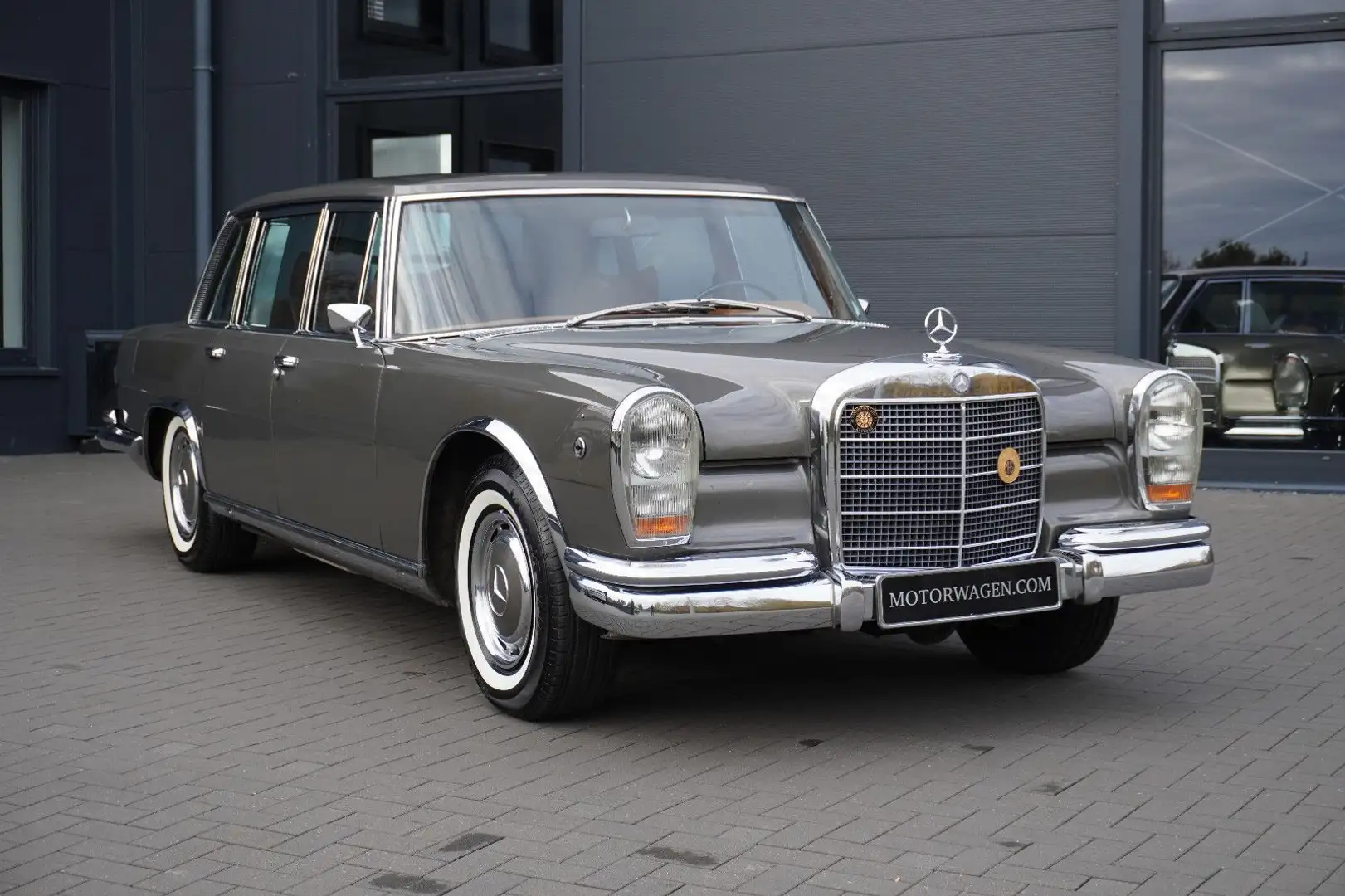 Mercedes-Benz 600 Grau - 2