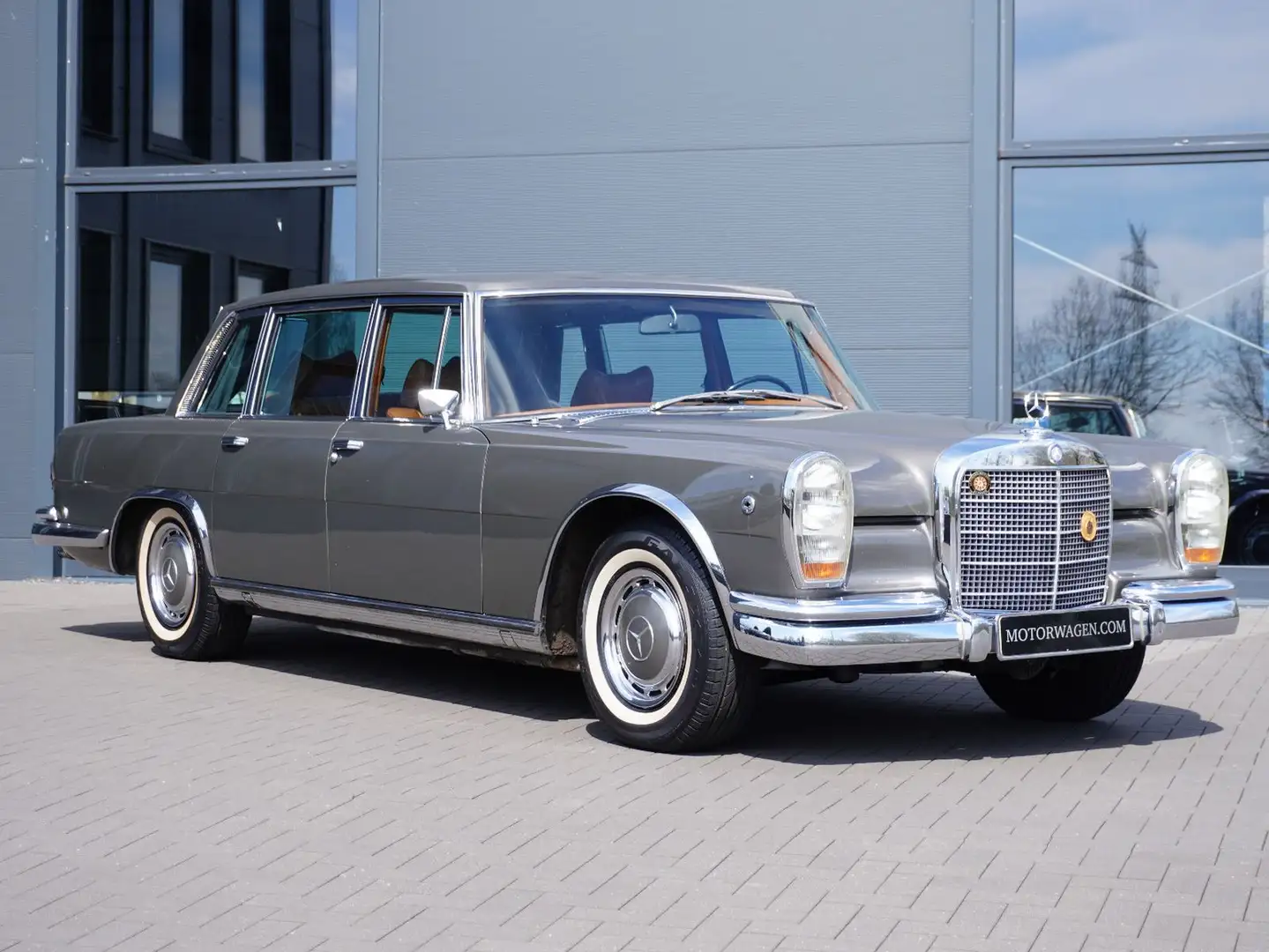 Mercedes-Benz 600 Grau - 1