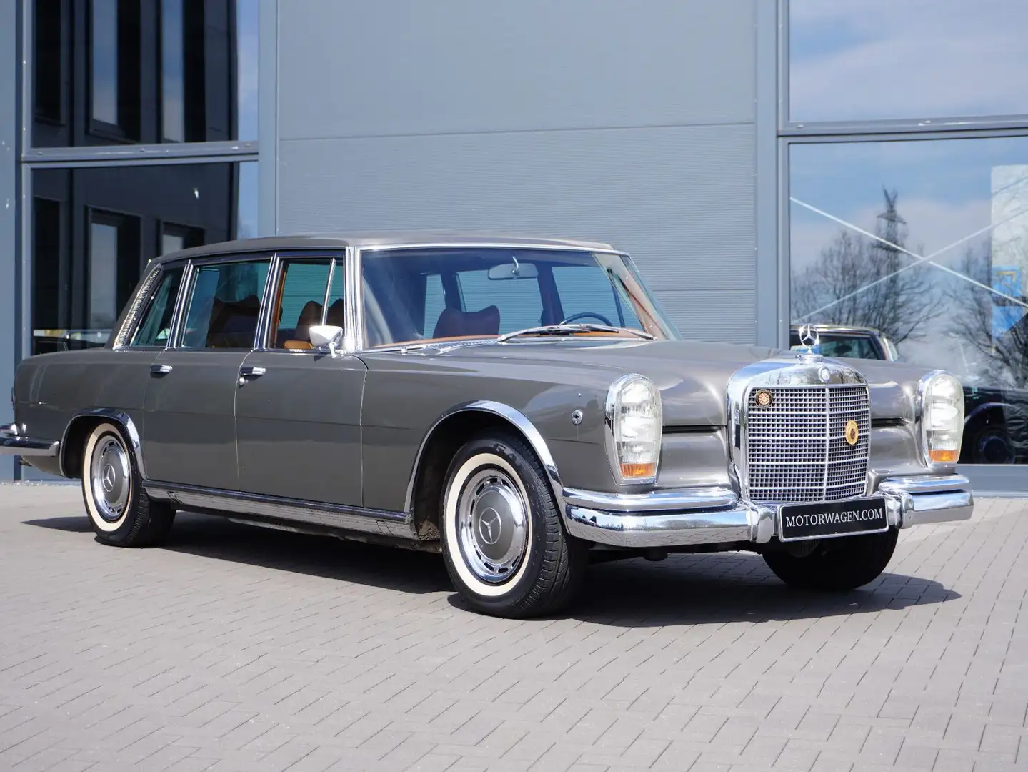 Mercedes-Benz 600 Grau - 2