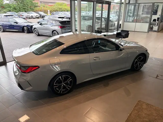 BMW 4 Series view 7