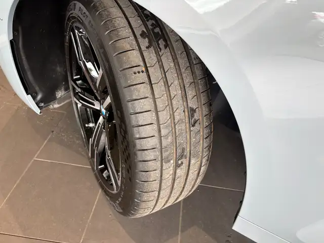 BMW 4 Series view 3