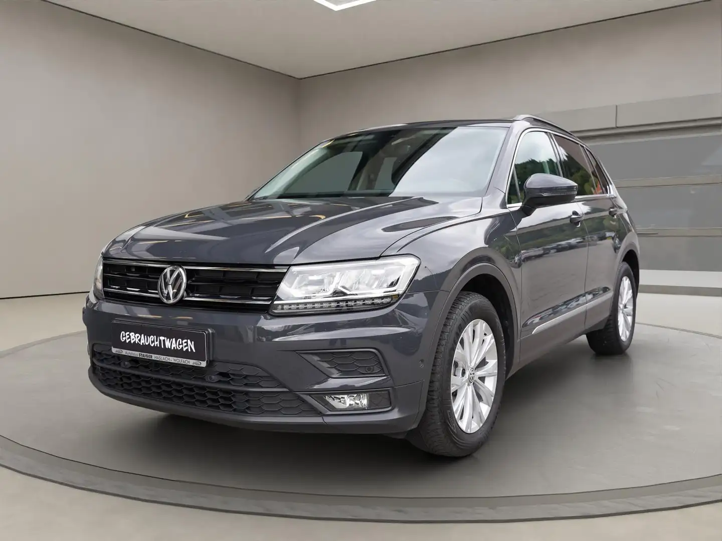 Volkswagen Tiguan 1.5 Comfortline+Navi+Schiebedach+ACC+LED Grau - 1