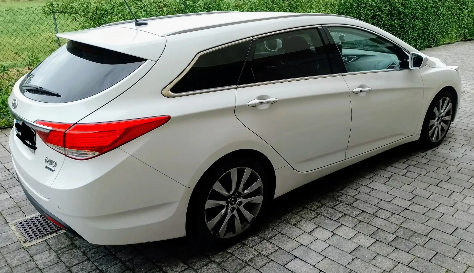 Hyundai i40 Wagon 1.7 crdi Style 136cv auto - 1